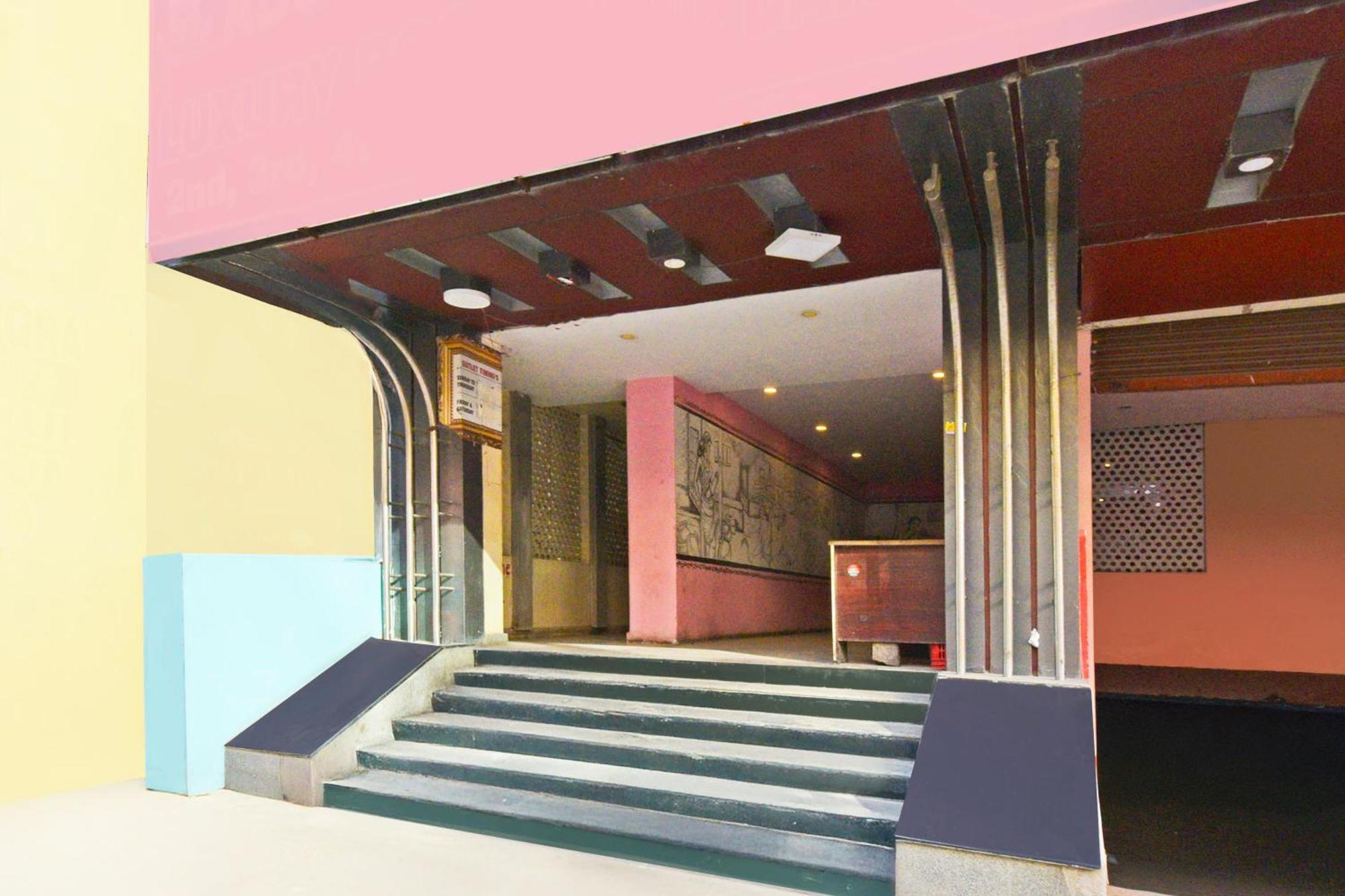 Super Townhouse Ameerpet Balkampet Road Hyderabad Exterior photo
